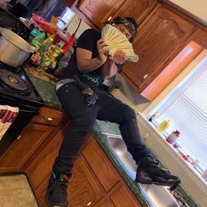 Meet your Posher, Joshua